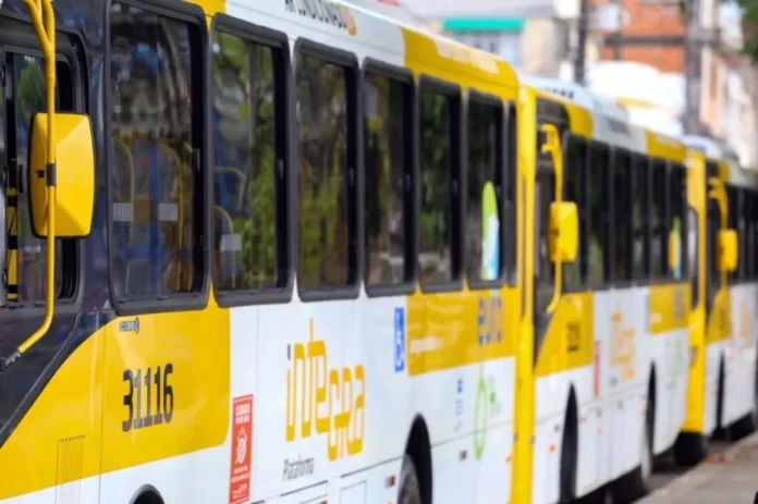 onibus-em-salvador-integra